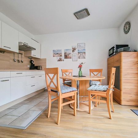 Ferienwohnung Kleine Krabbe Greetsiel Exterior foto